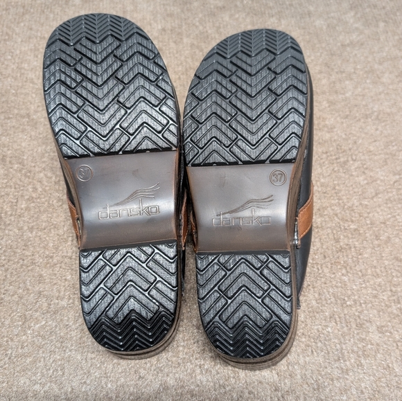Dansko Shandi Leather Black Brown Women's Clogs Size EU 37 (US 7) - Picture 5 of 6